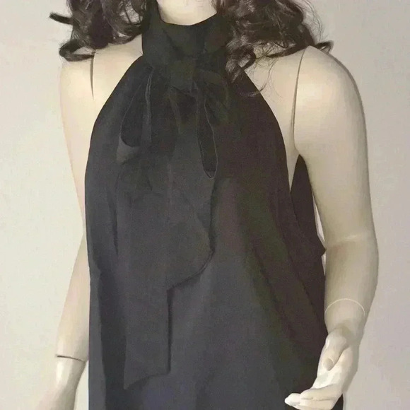 Halter top - Picture 6 of 6